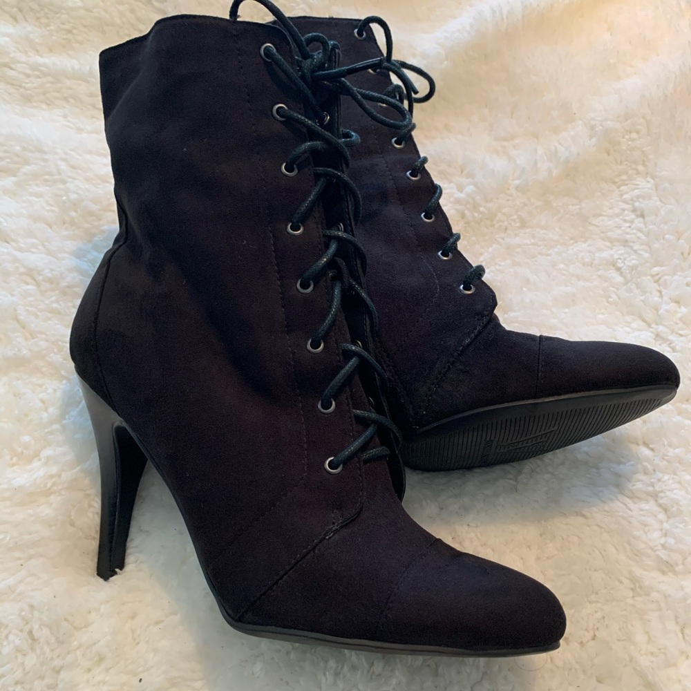 Worthington heel boots